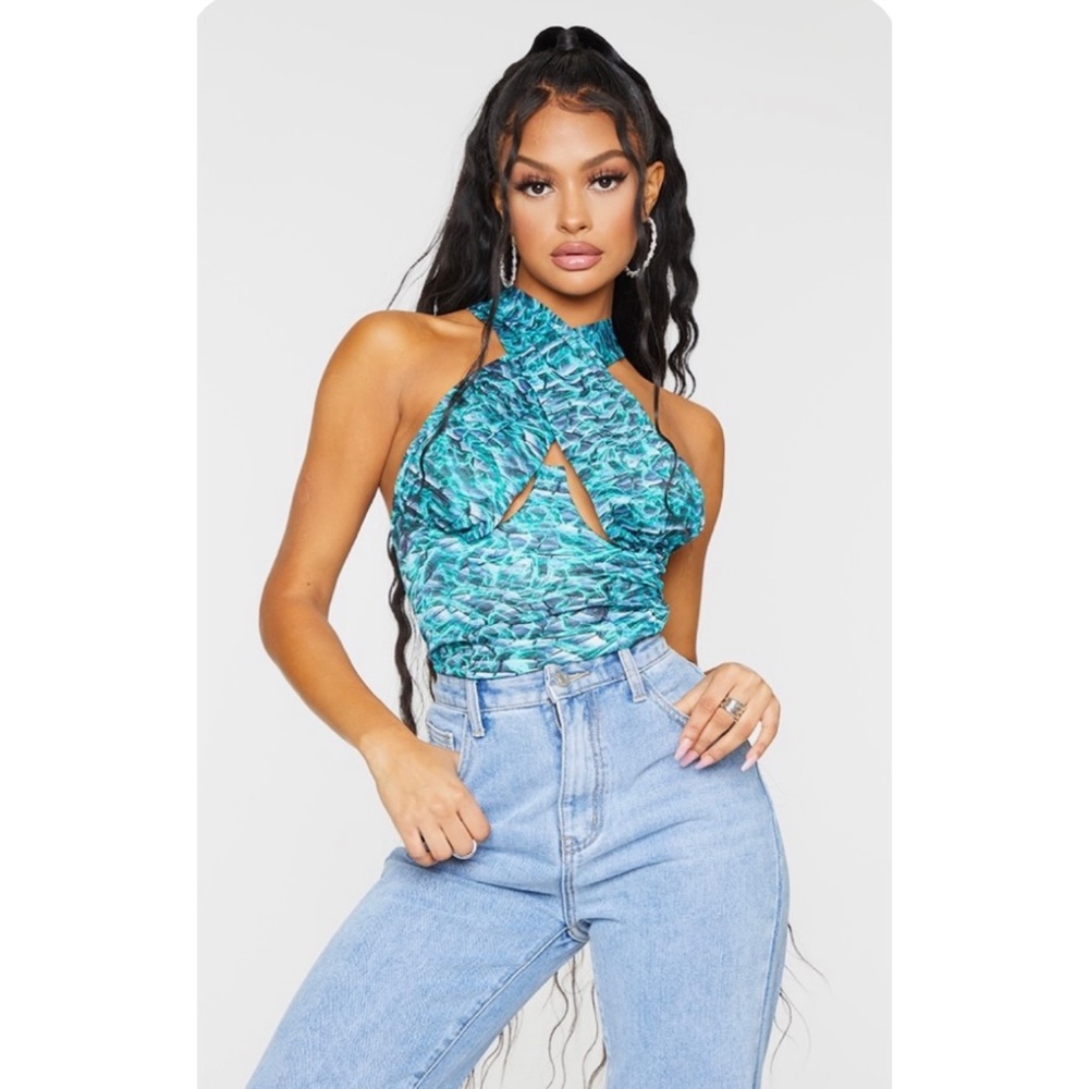 Prettylittlething Abstract Crossover Top